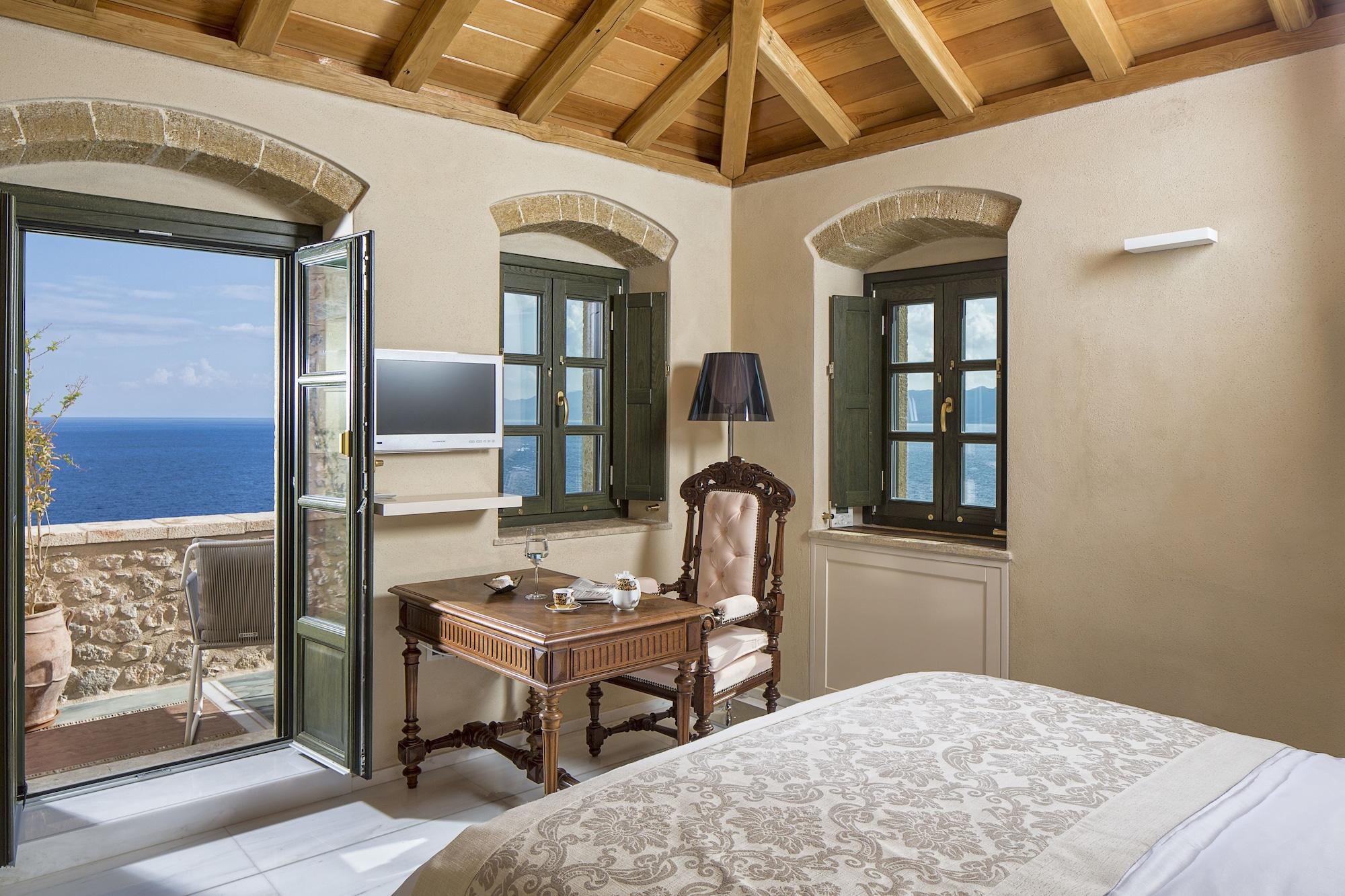 Moni Emvasis Luxury Suites Monemvasziá Kültér fotó