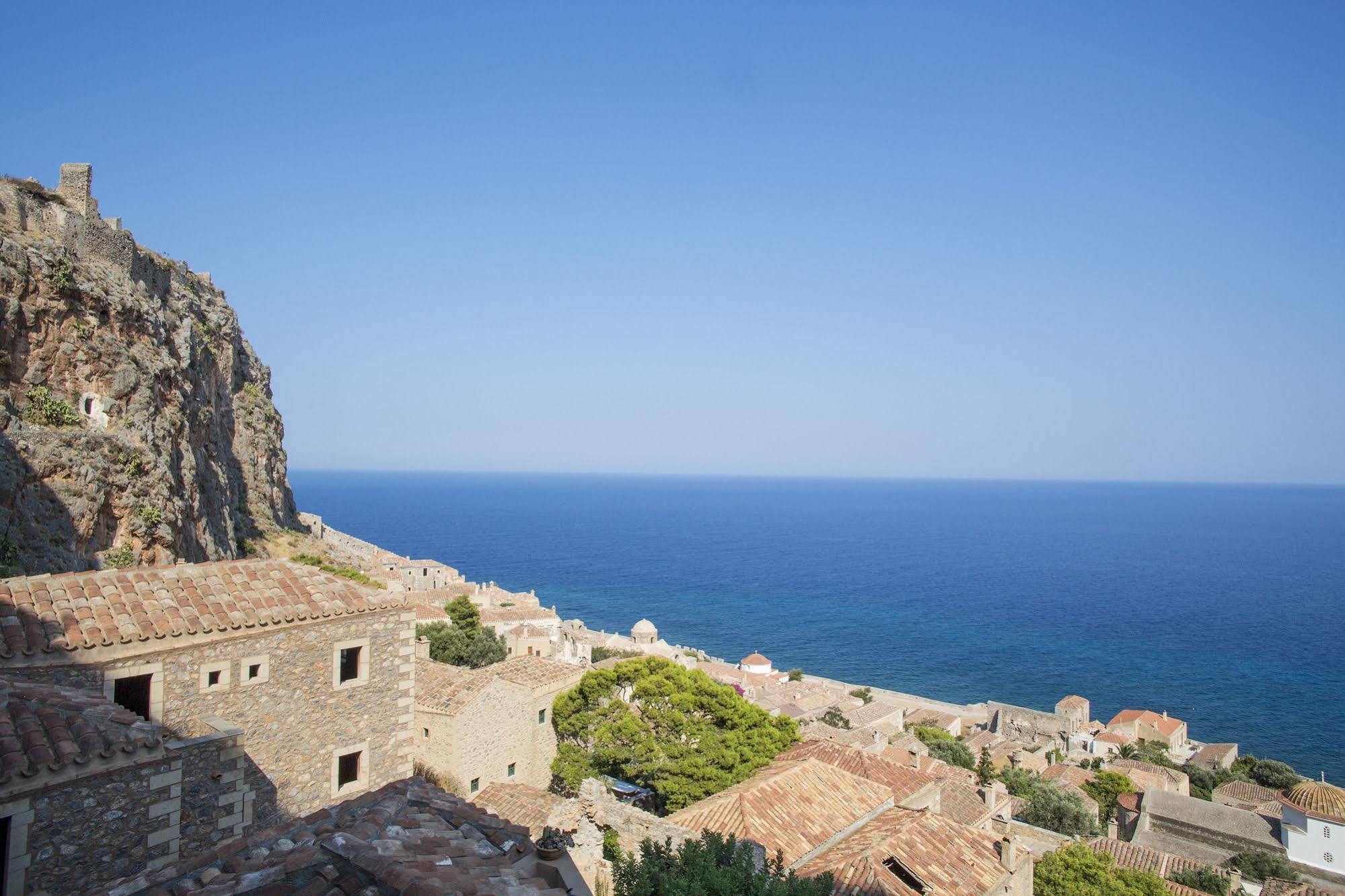 Moni Emvasis Luxury Suites Monemvasziá Kültér fotó